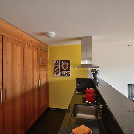 Apartment Loeschen Residenza Bernina Samedan